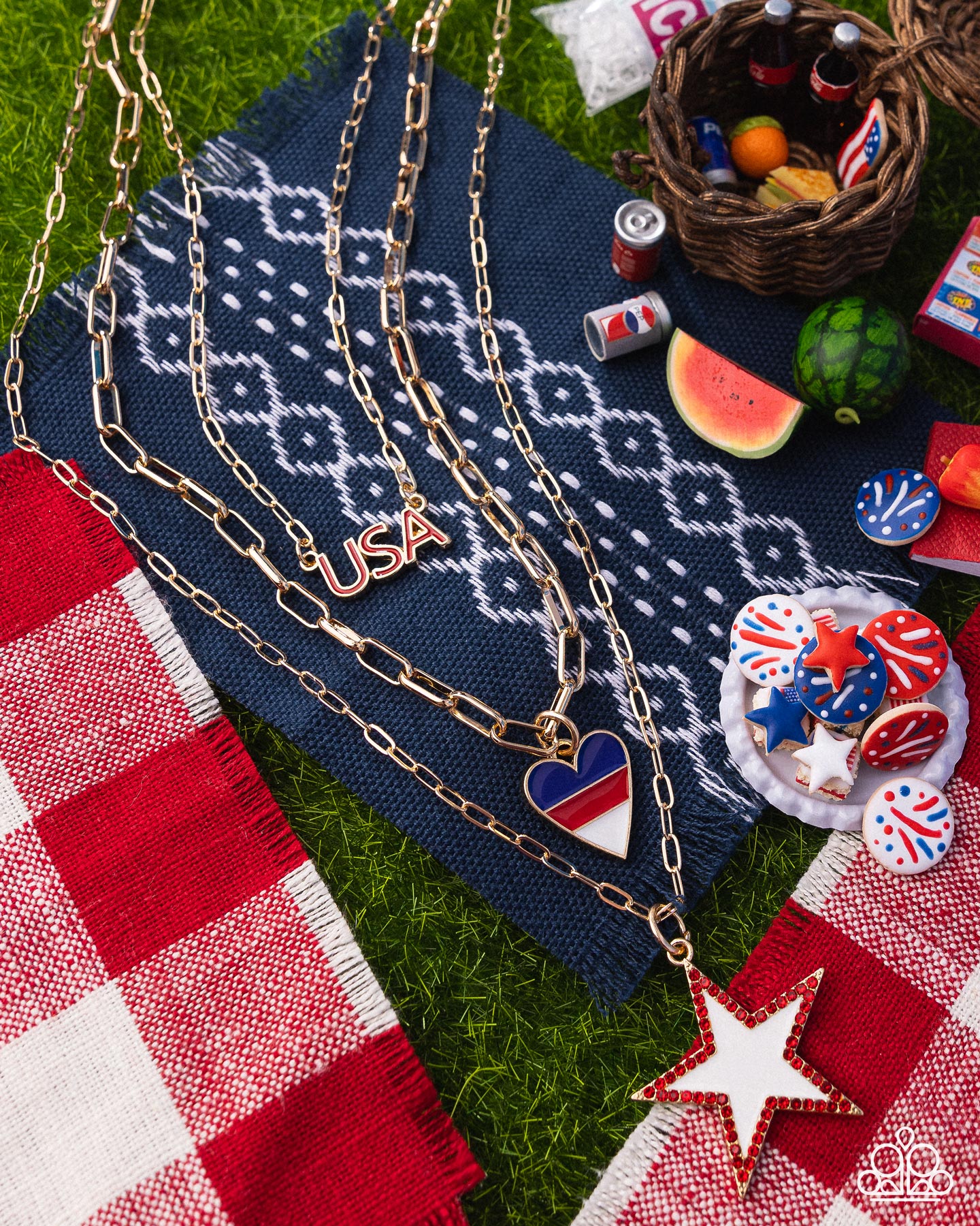 Unforgettable USA Gold Necklace - Jewelry by Bretta