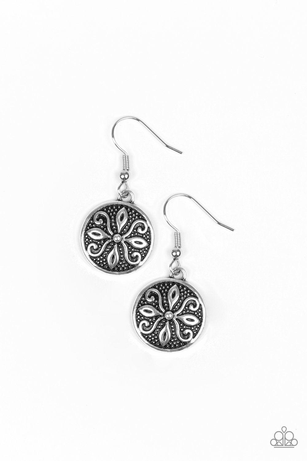Paparazzi Accessories-Tropical Trance - Silver Earrings - jewelrybybretta