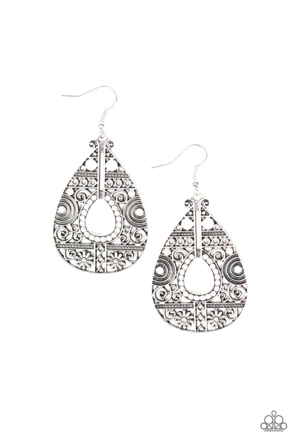 Paparazzi Accessories-Malibu Gardens - White Earrings
