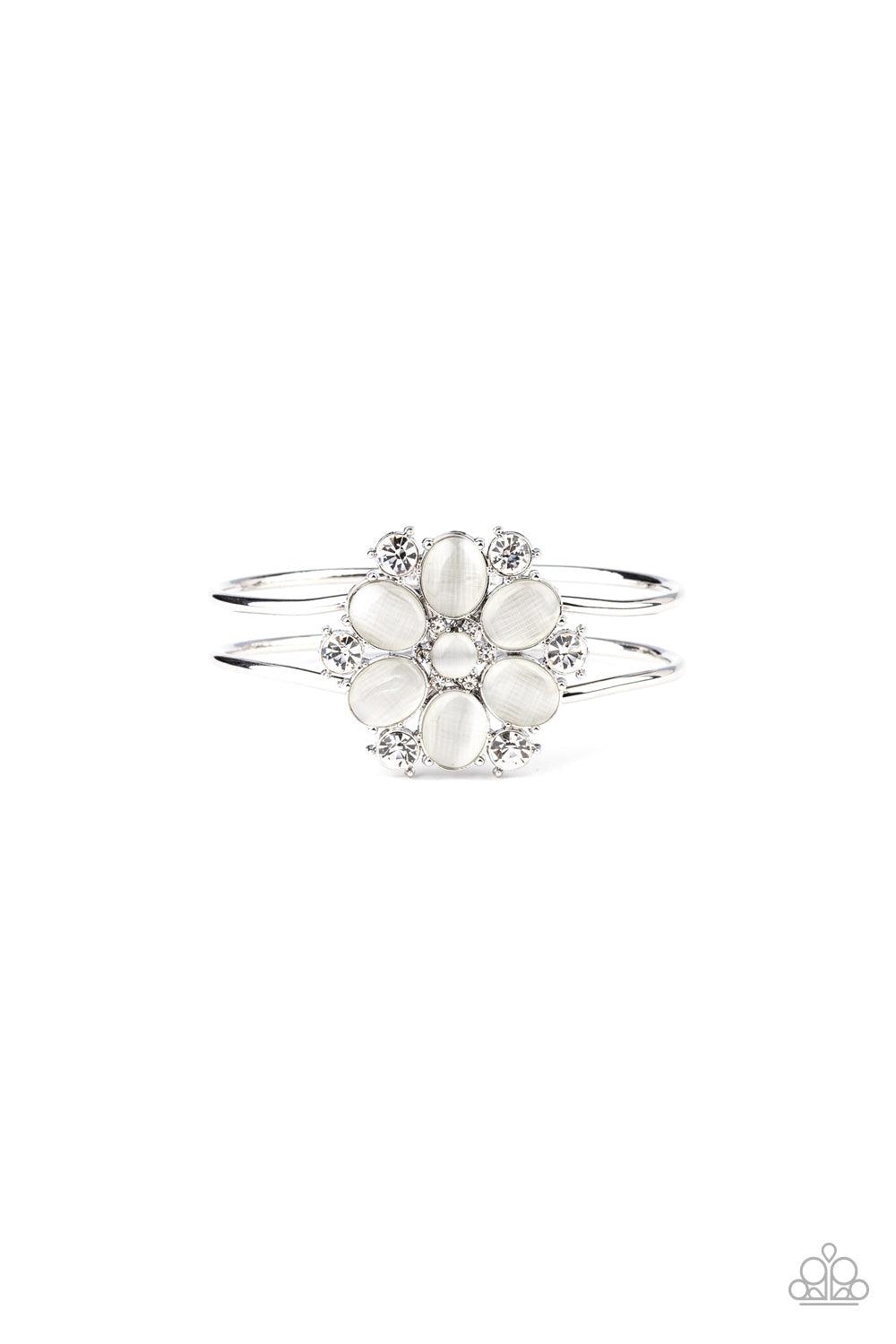 Paparazzi Accessories-Garden Extravagance - White Bracelet