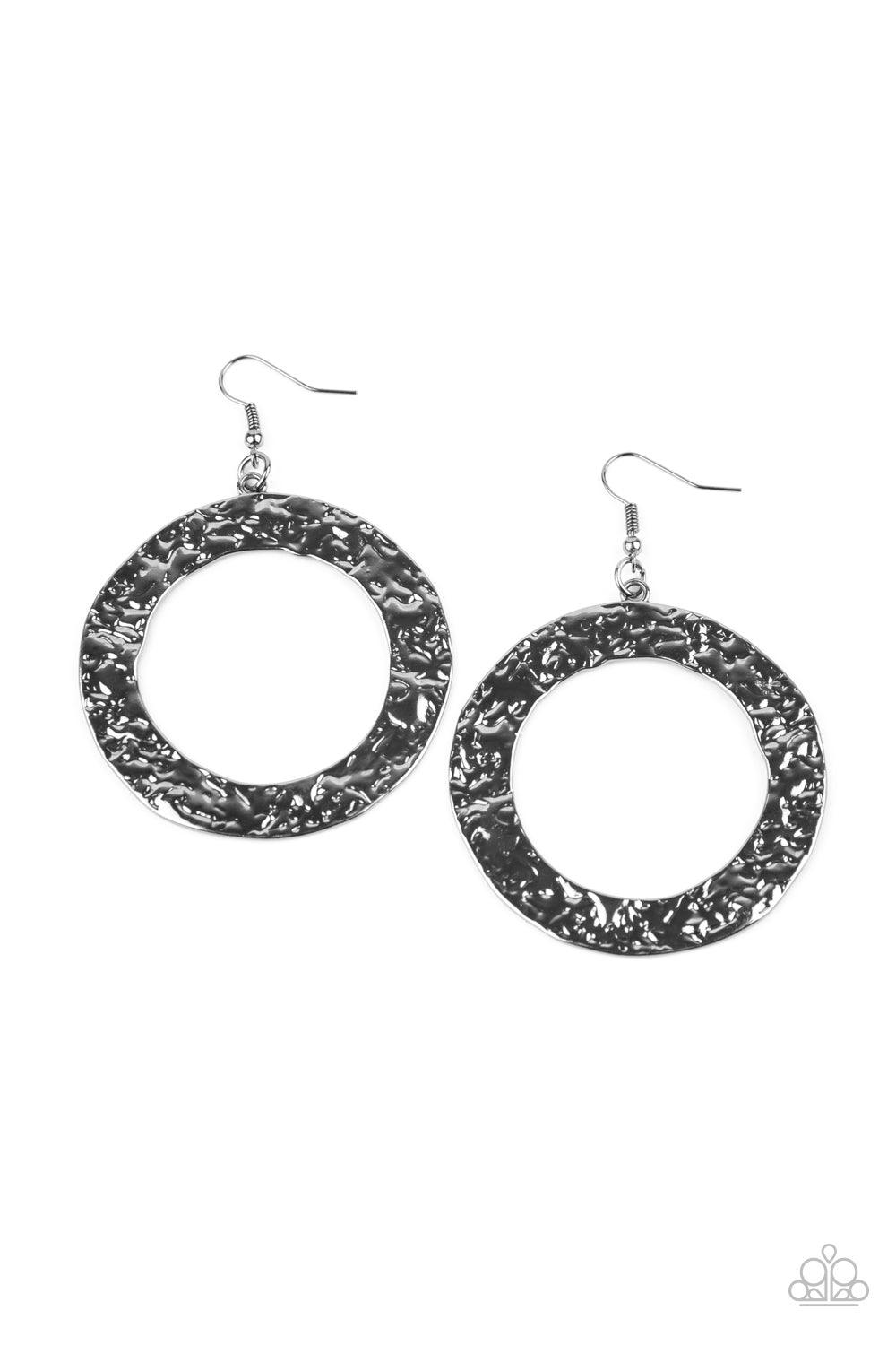 Paparazzi Accessories-PRIMAL Meridian - Black Earrings