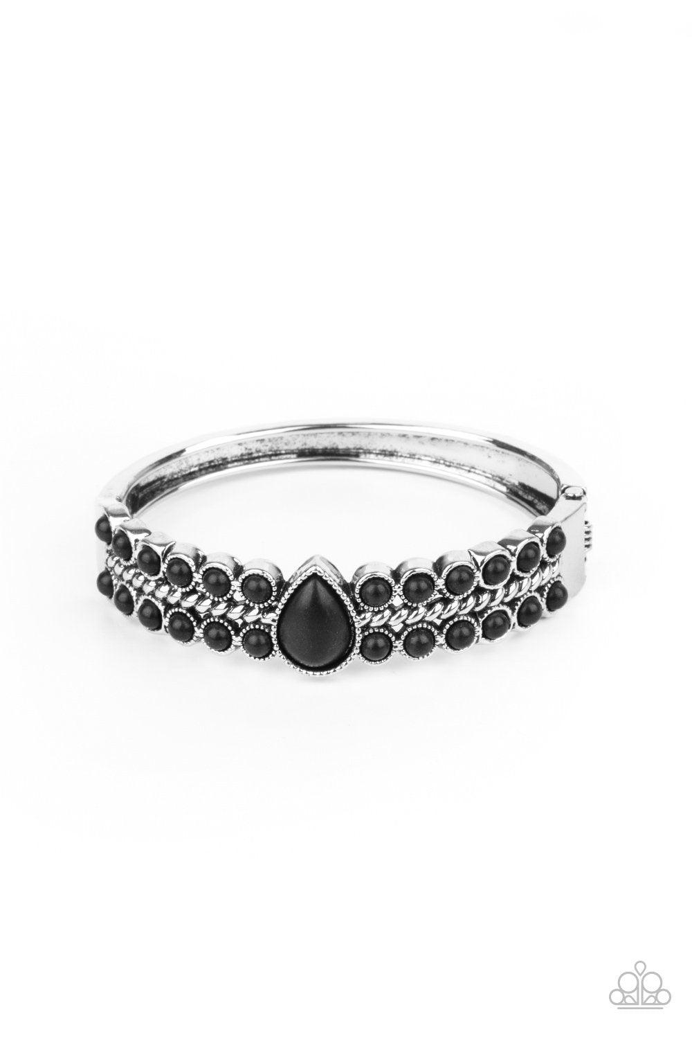 Paparazzi Accessories-Nature Resort - Black Bracelet