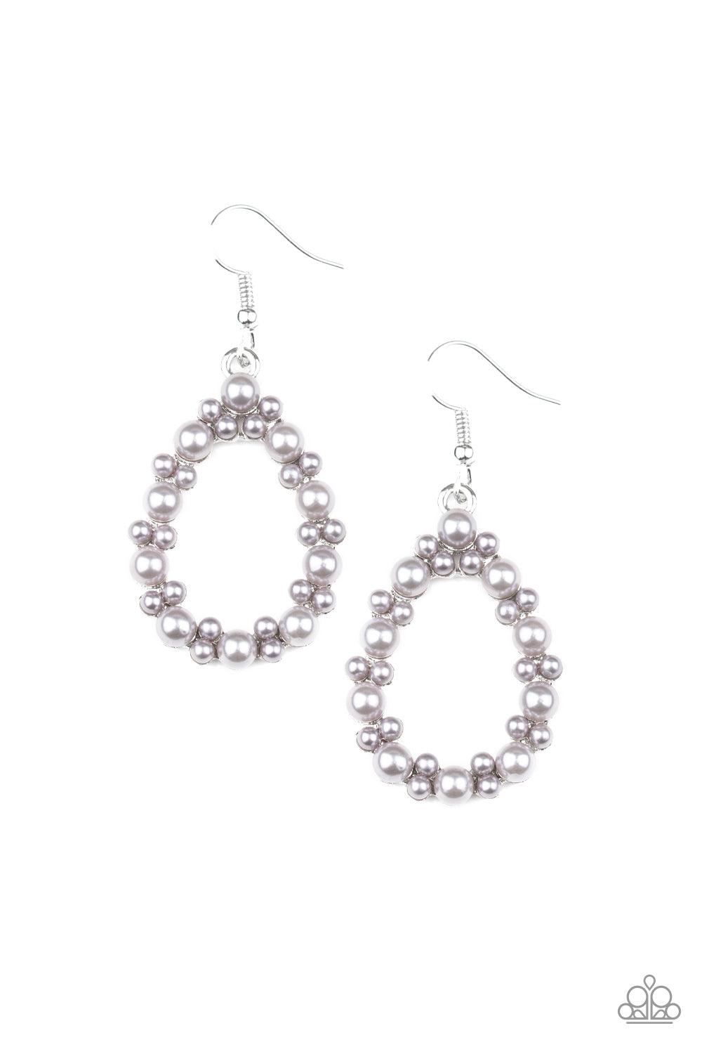 Paparazzi Accessories-Pearl Spectacular - Silver Earrings - jewelrybybretta