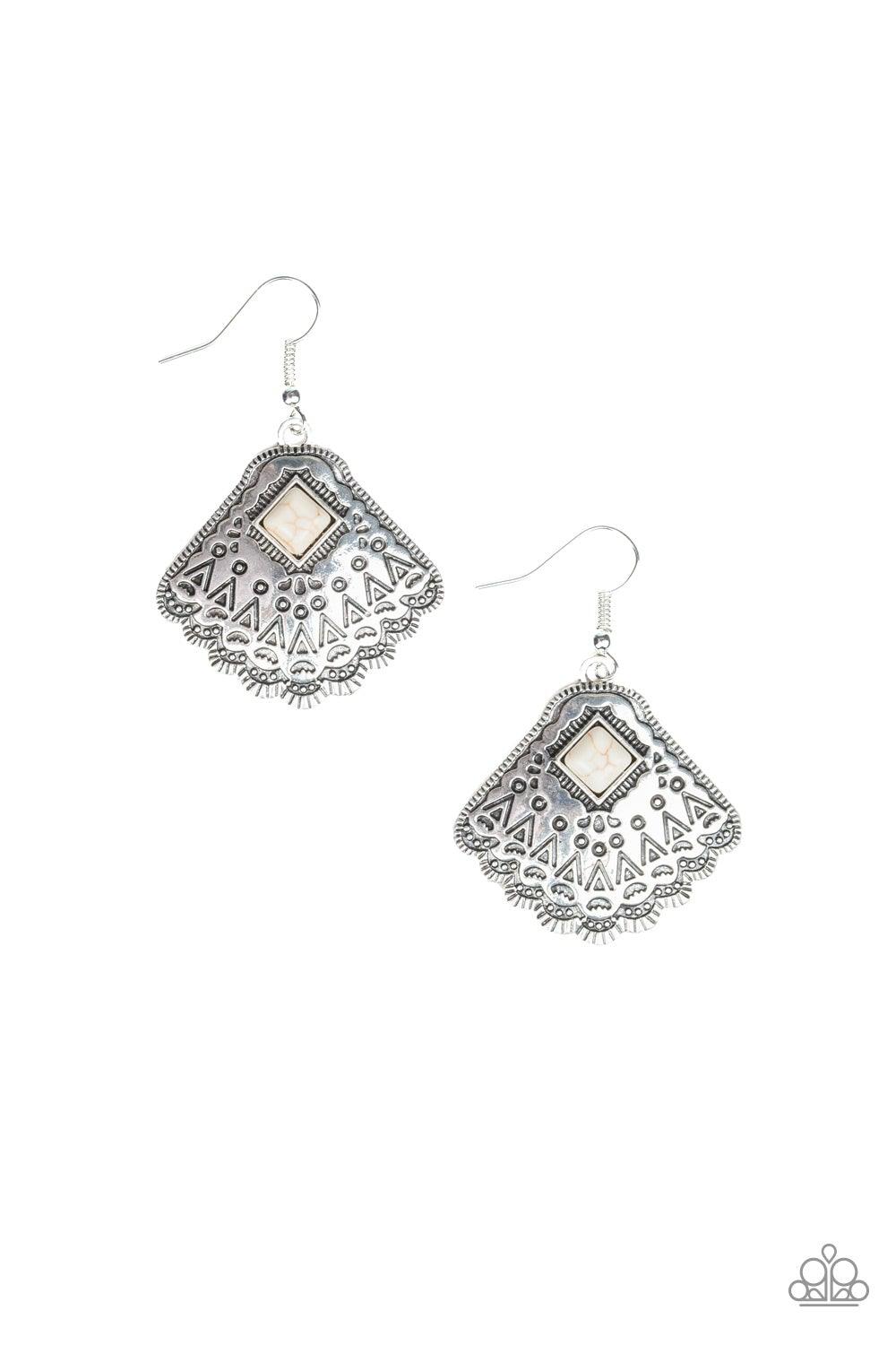 Paparazzi Accessories-Mountain Mesa - White Earrings - jewelrybybretta