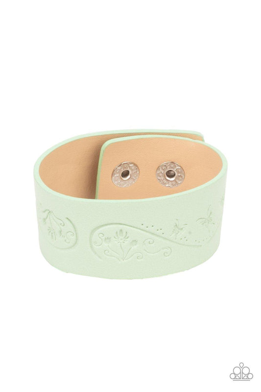 Butterfly Canopy butterfly and floral snap bracelet