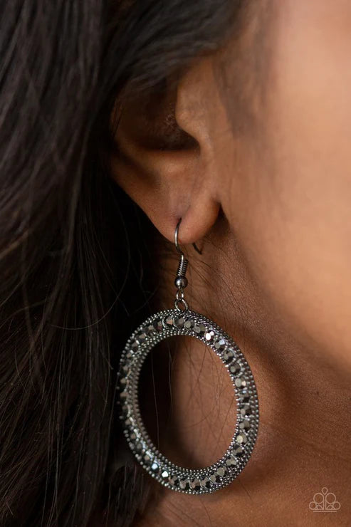 Haute Halo Black Earrings 