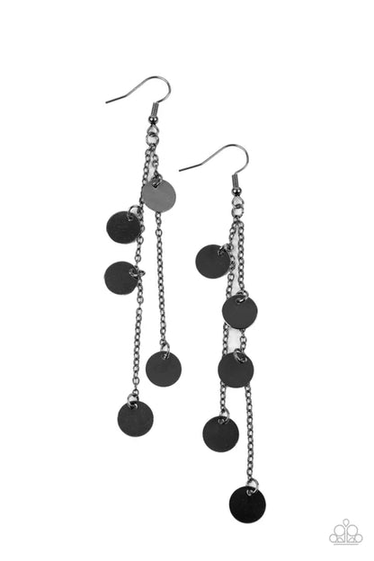 Take A Good Look Black Earrings