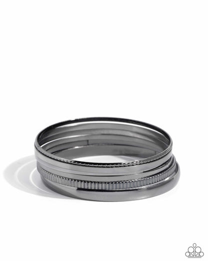 Gliding Gleam Black Bracelet