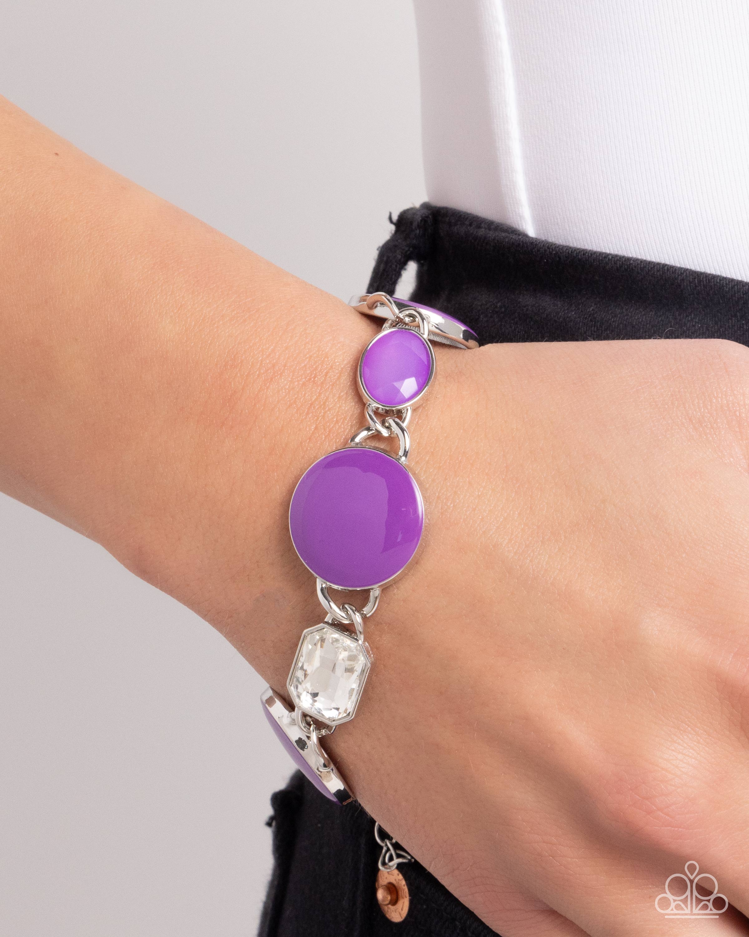 Molten Mogul Green Bracelet - Jewelry by Bretta