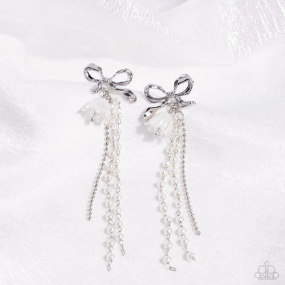 Garden Gain White Bow Earrings - Jewelry by Bretta