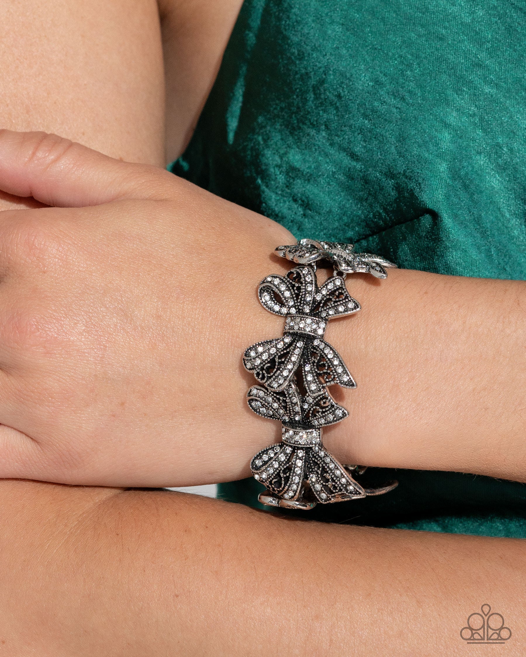 Molten Mogul Green Bracelet - Jewelry by Bretta