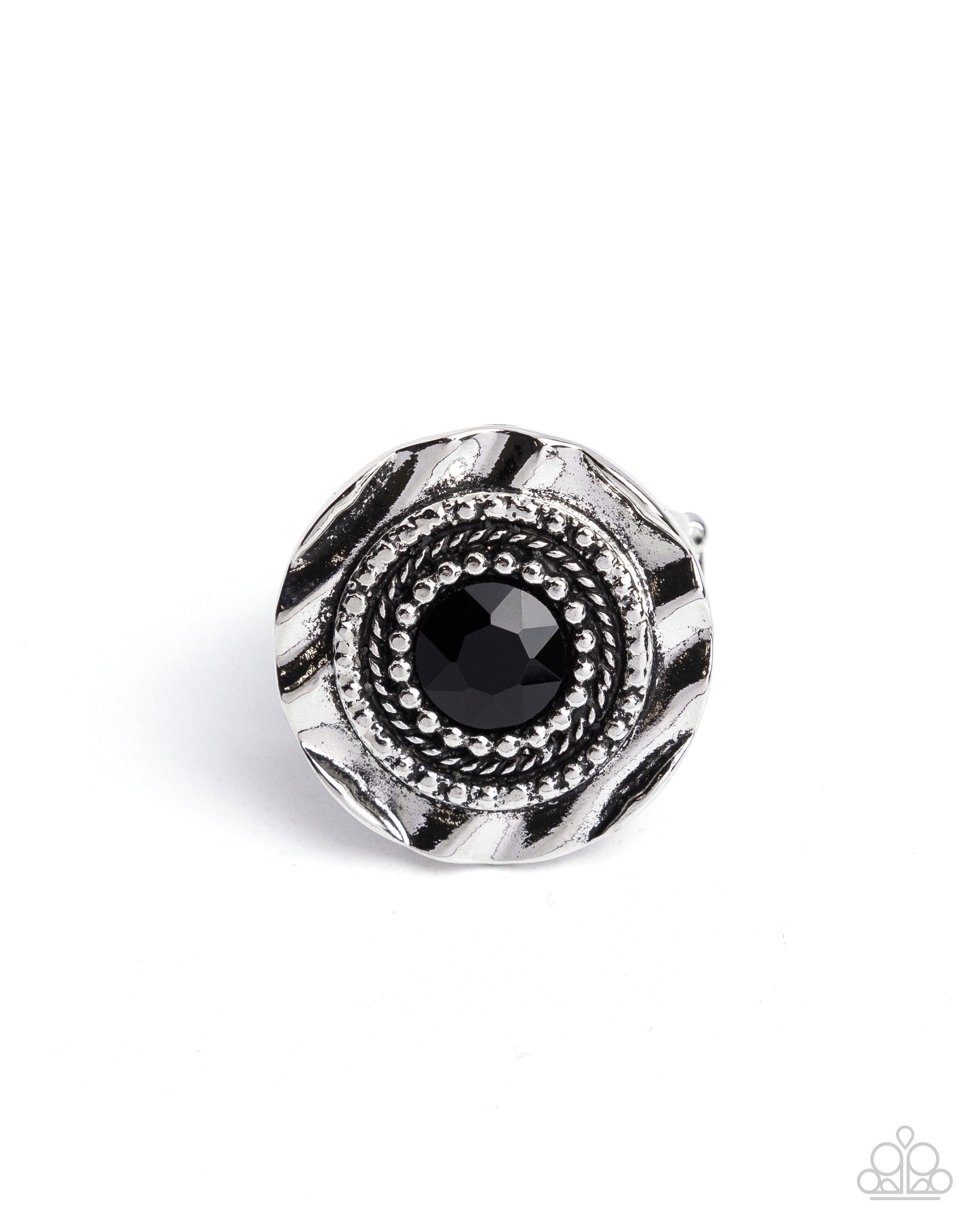 Glistening Grotto Black Ring