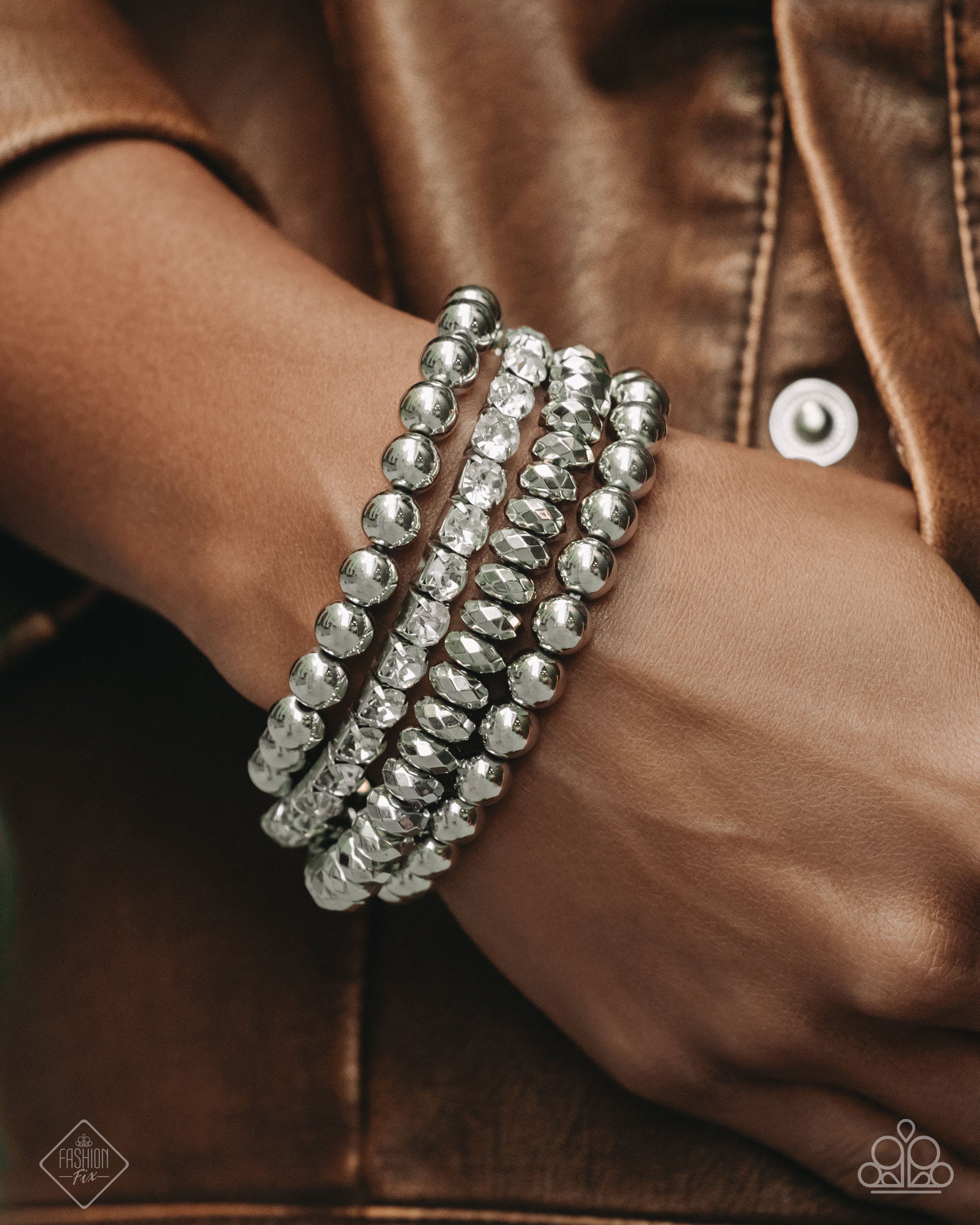 Molten Mogul Green Bracelet - Jewelry by Bretta
