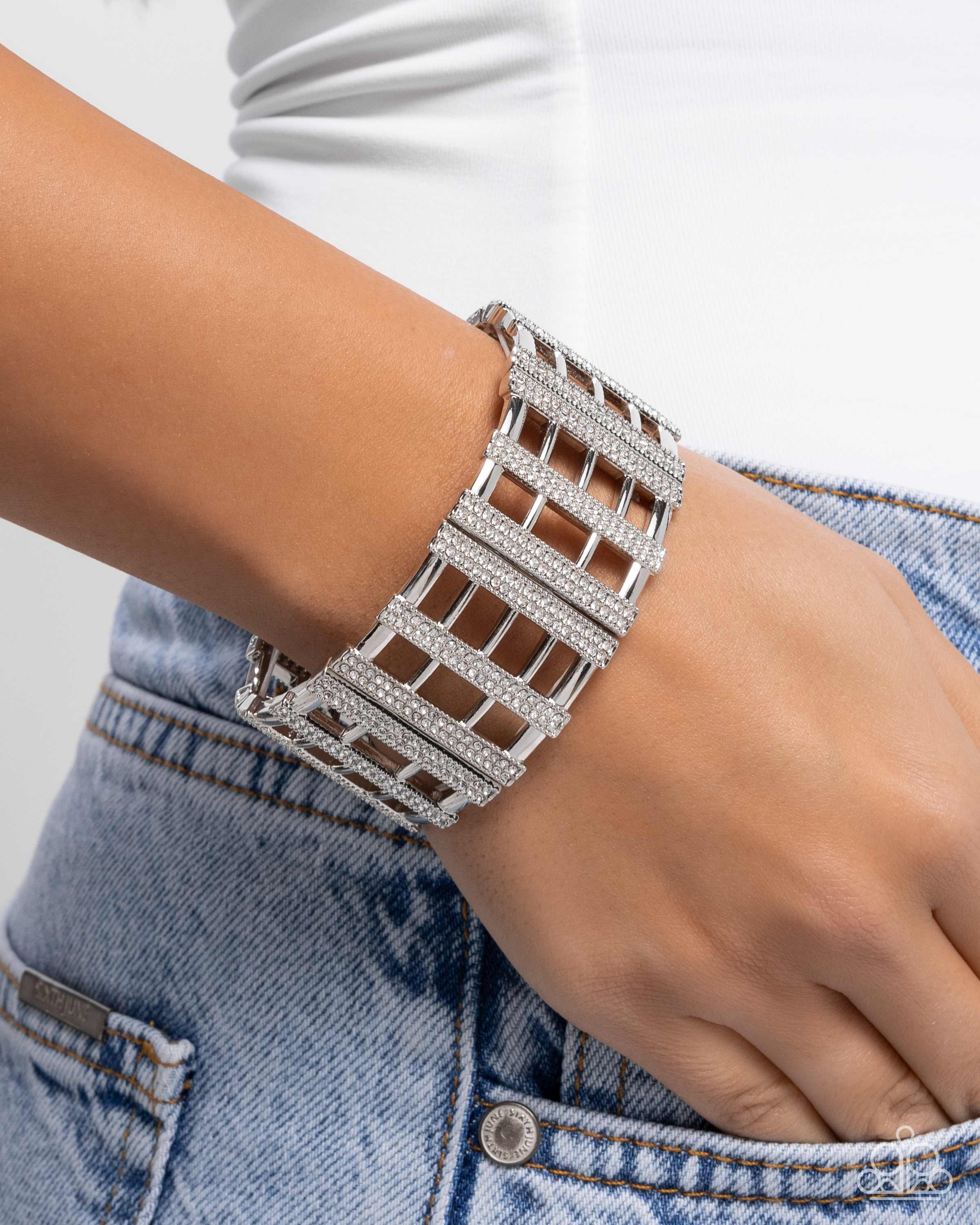 Molten Mogul Green Bracelet - Jewelry by Bretta
