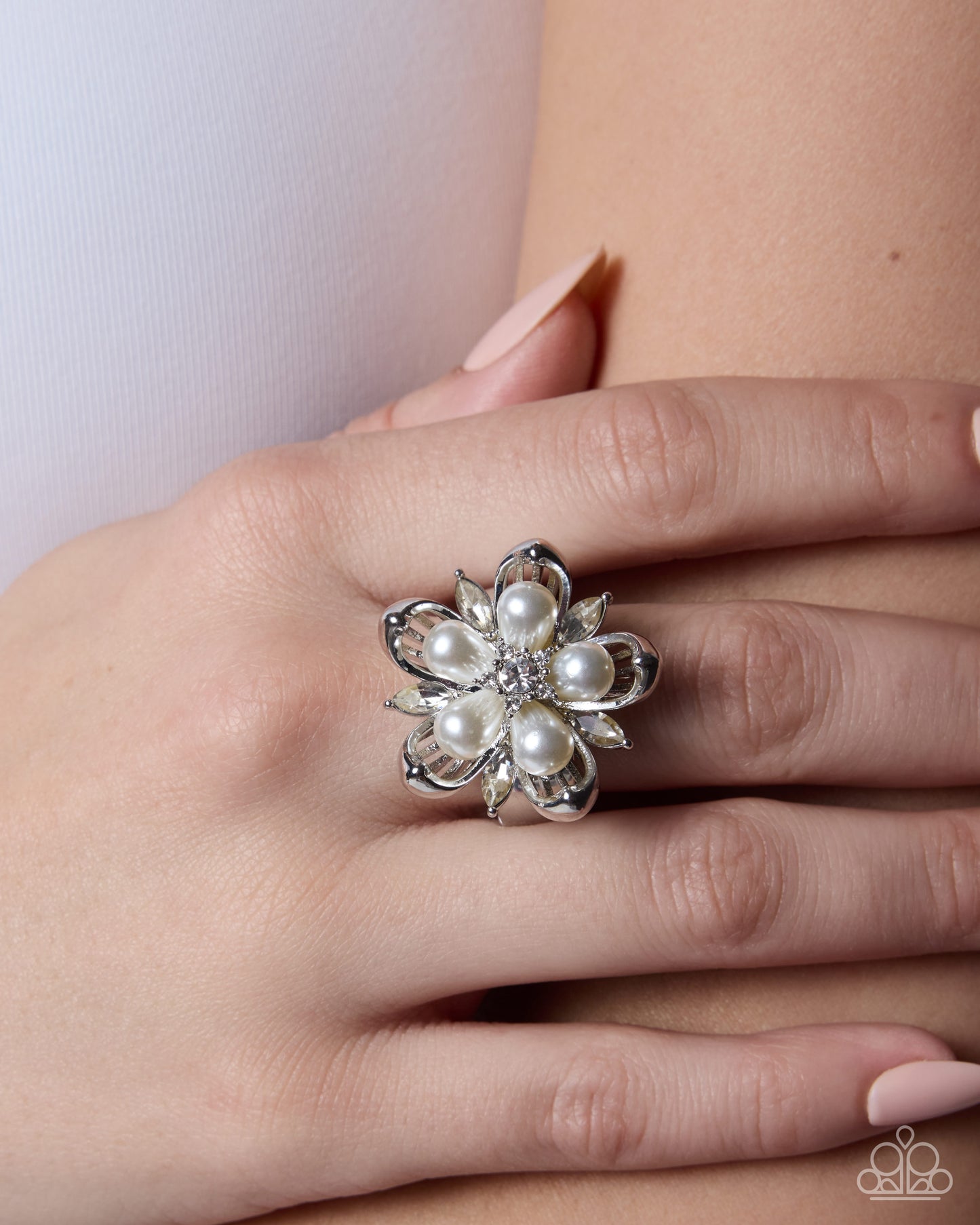 Giving Glitz White Ring - Jewelry by Bretta