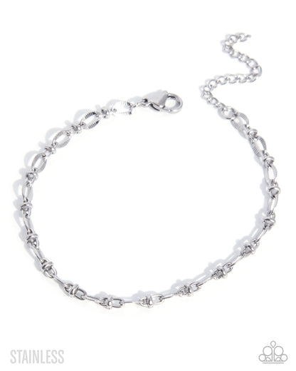 Simple Story stainless steel silver bracelet with clasp