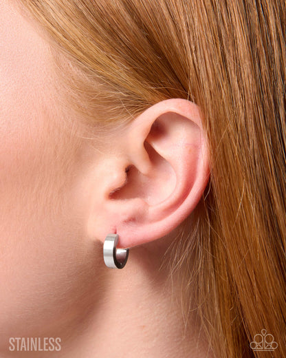 Paparazzi Easygoing Eloquence Silver earrings - product image 2