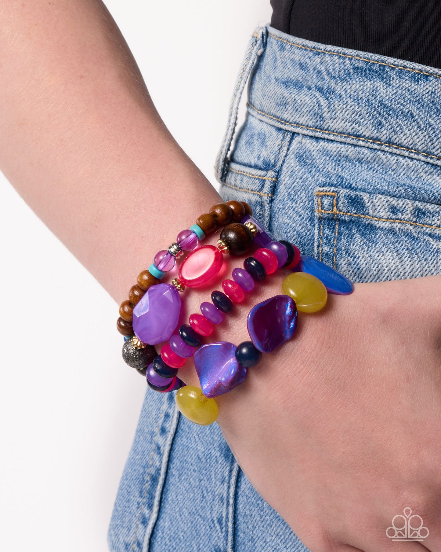 Straightforward Season purple mixed bead stretch bracelet set detail