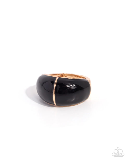 Compelling Company black glossy ring with gold-tone bar on stretchy band - product image 1