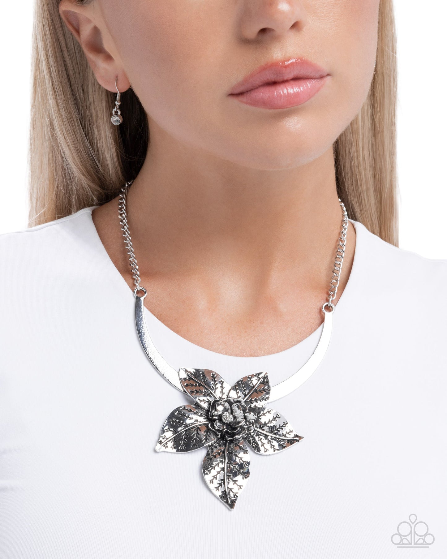 Botanical Broadcast silver floral statement necklace