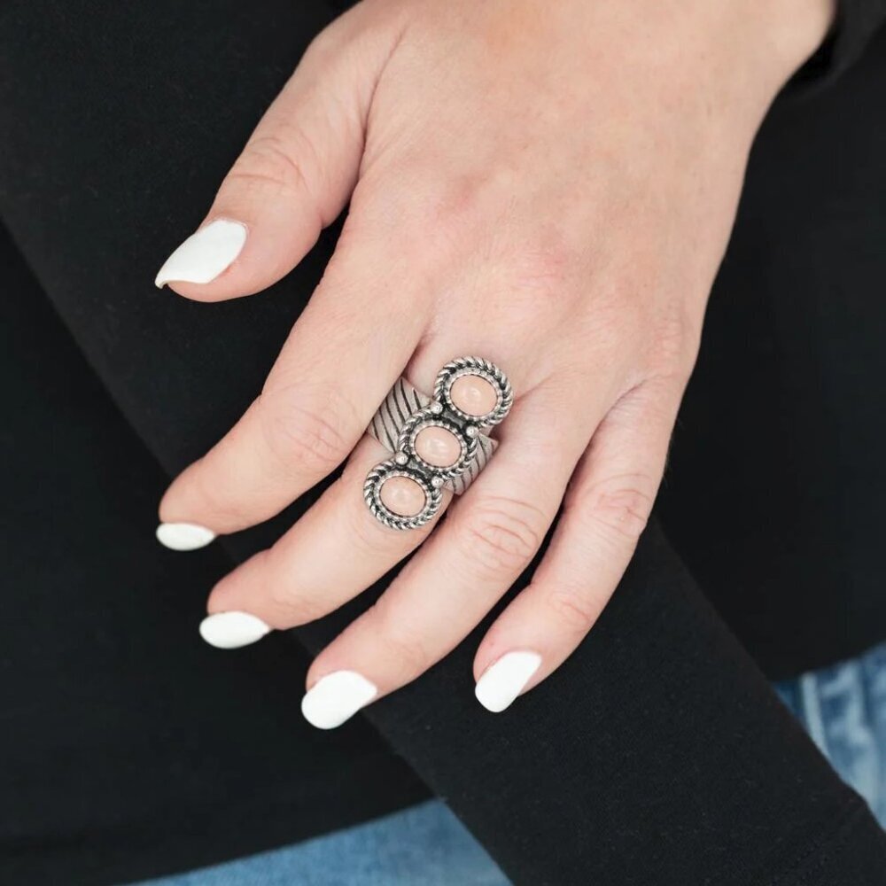 Peaceful Paradise Pink rose quartz stone stretch ring with textured silver-tone band
