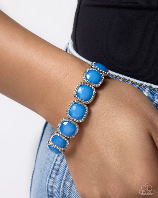 Merry SHOW Round blue rhinestone bracelet detail