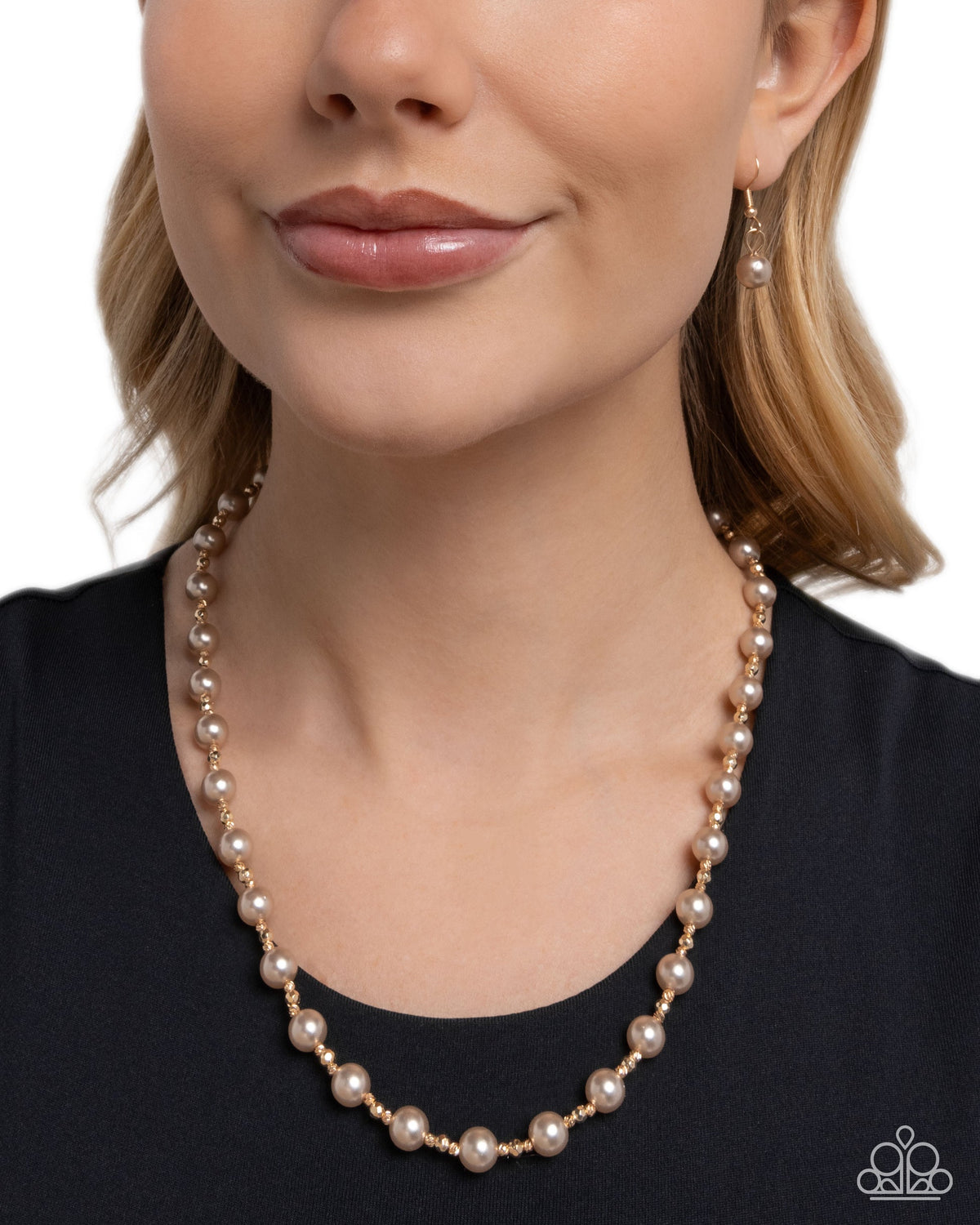 Pearl Premiere brown pearl and gold necklace