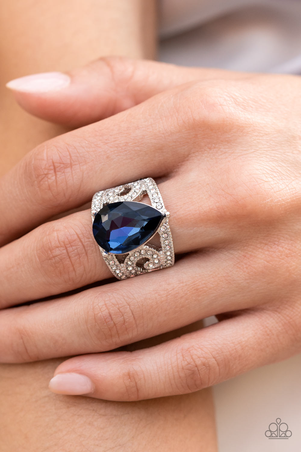 Kinda a Big Deal blue teardrop rhinestone ring | Jewelry by Bretta