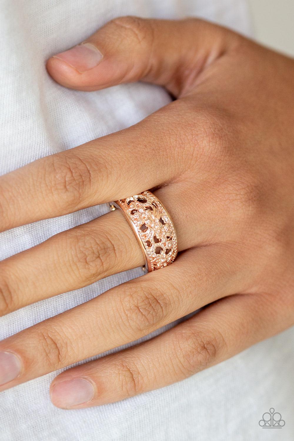 Paparazzi Accessories-Breezy Blossoms - Rose Gold Ring - jewelrybybretta