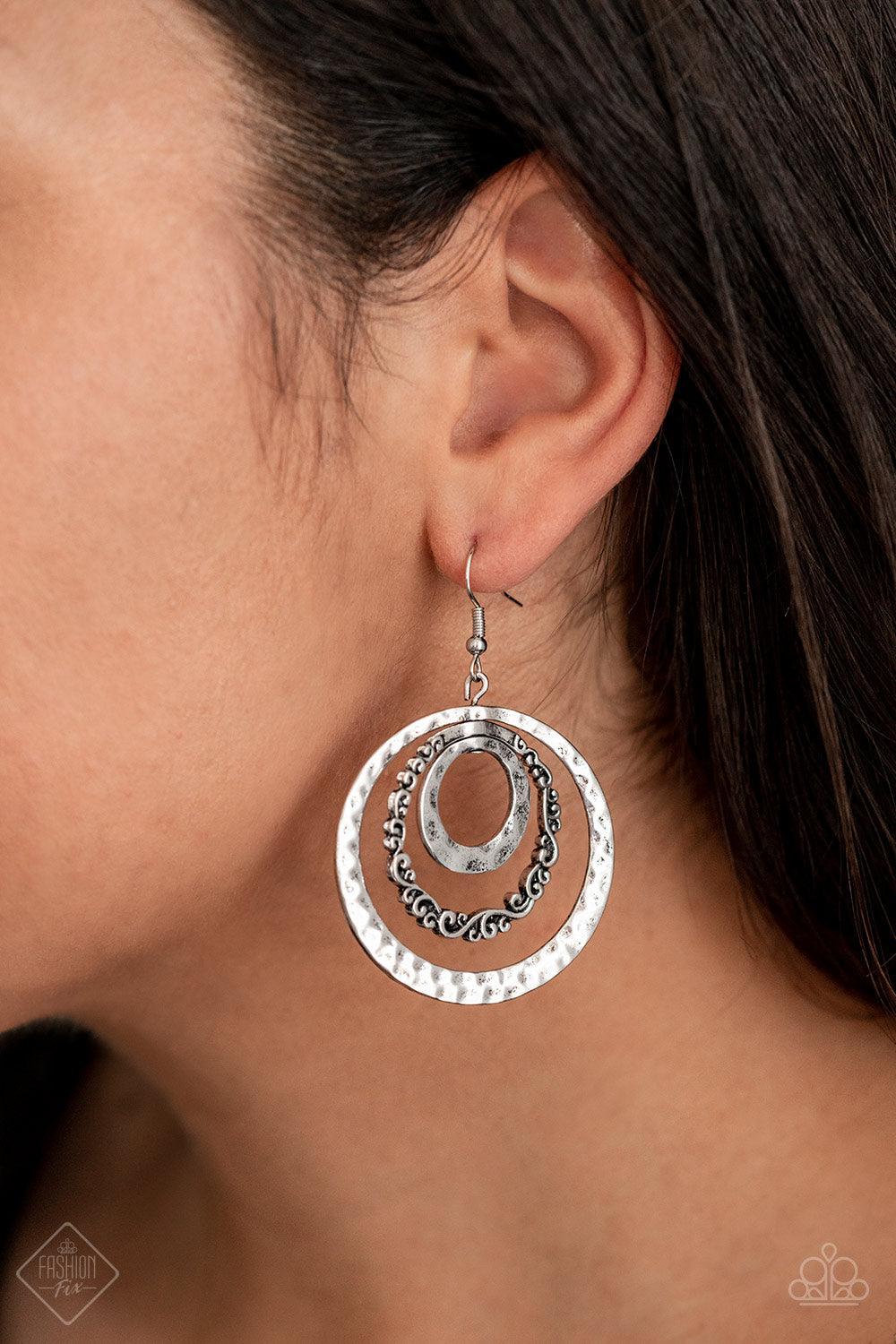 Paparazzi Accessories-Glimpses of Malibu - Complete Trend Blend December 2019