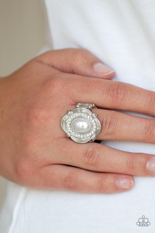 Paparazzi Accessories-Titanic Twinkle - White Ring - jewelrybybretta