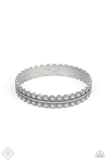 Paparazzi Accessories-Rustic Relic - Silver Bracelet