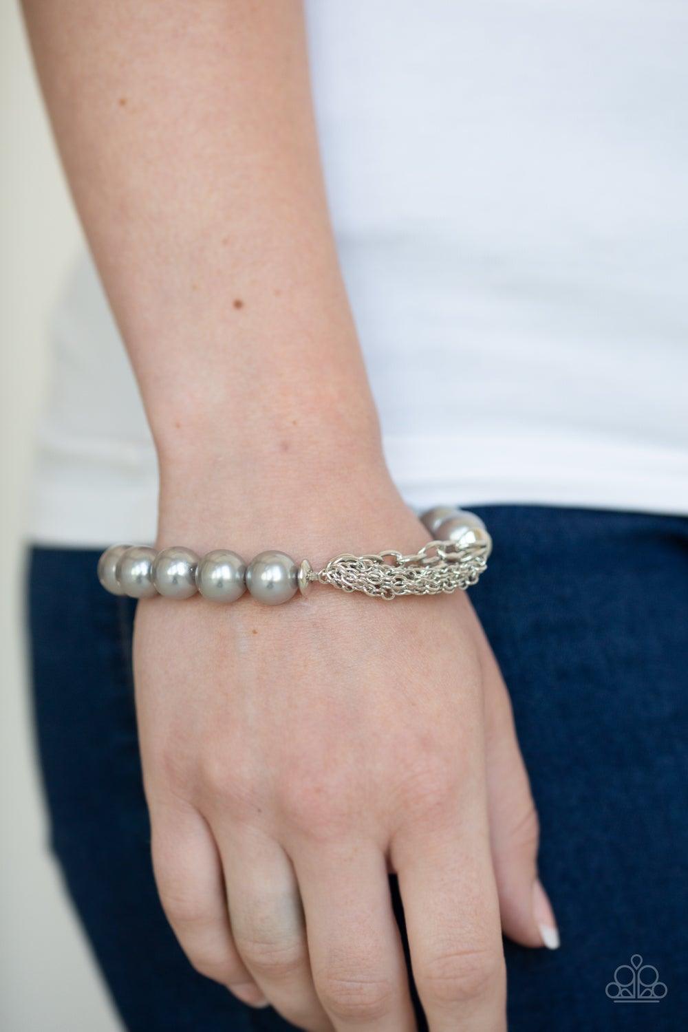Paparazzi Accessories-Hollywood HEELS - Silver Stretch Bracelet