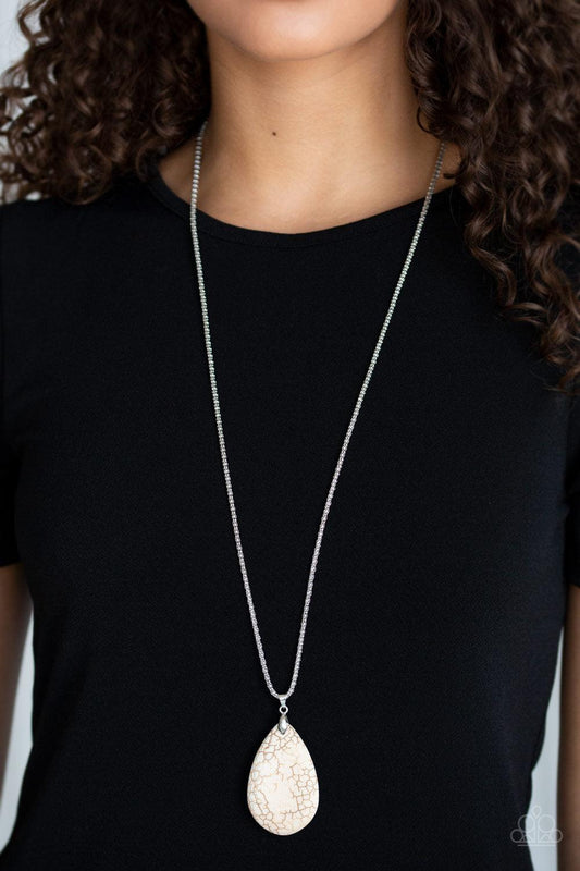 Paparazzi Accessories-Sedona Sandstone - White Necklace - jewelrybybretta