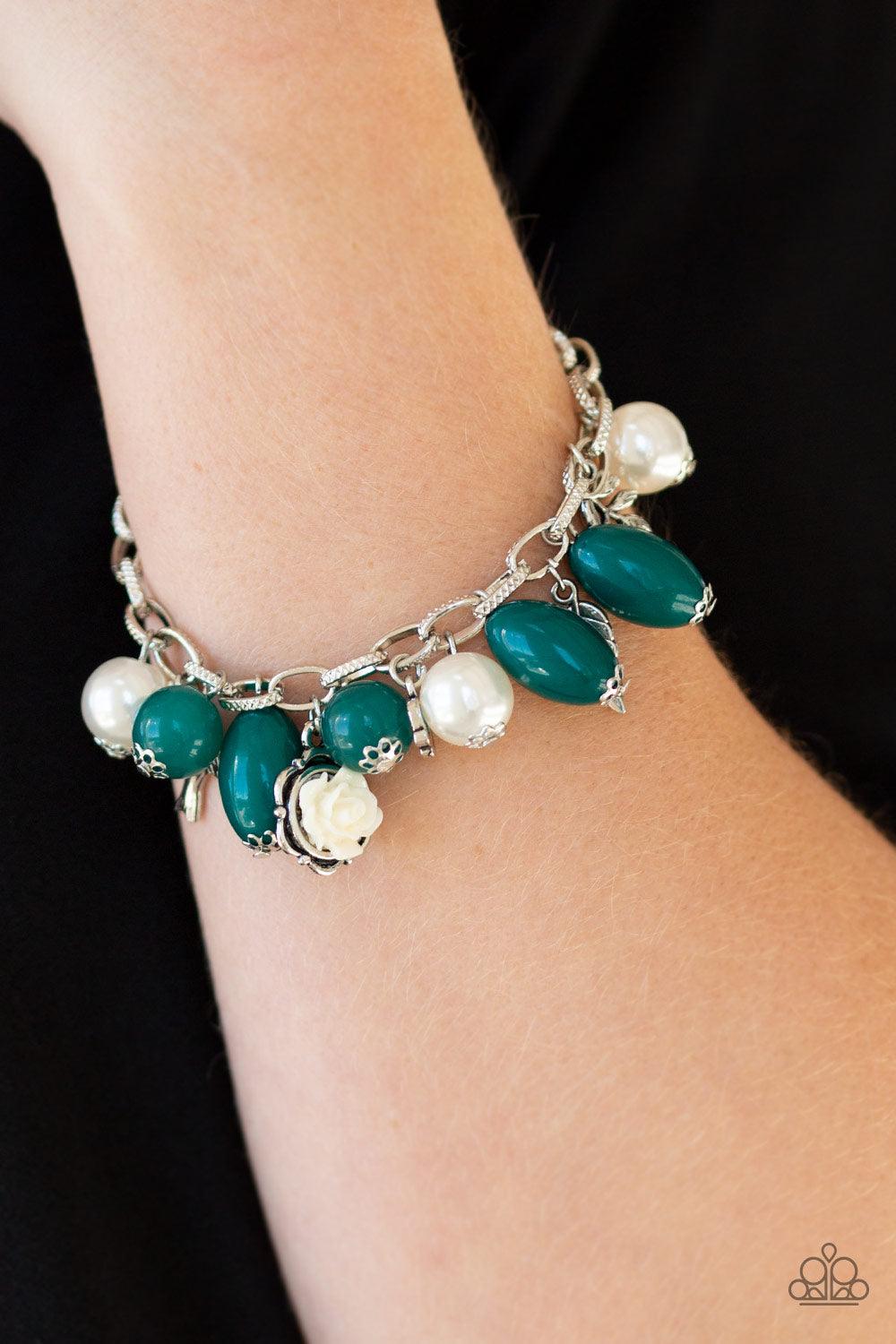 Paparazzi Accessories  Love Doves - Green Bracelet - jewelrybybretta
