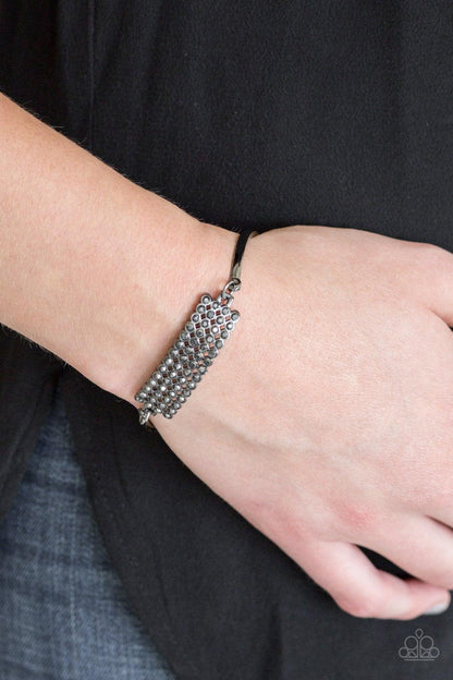 Paparazzi Accessories-Top-Class Class - Black Bracelet