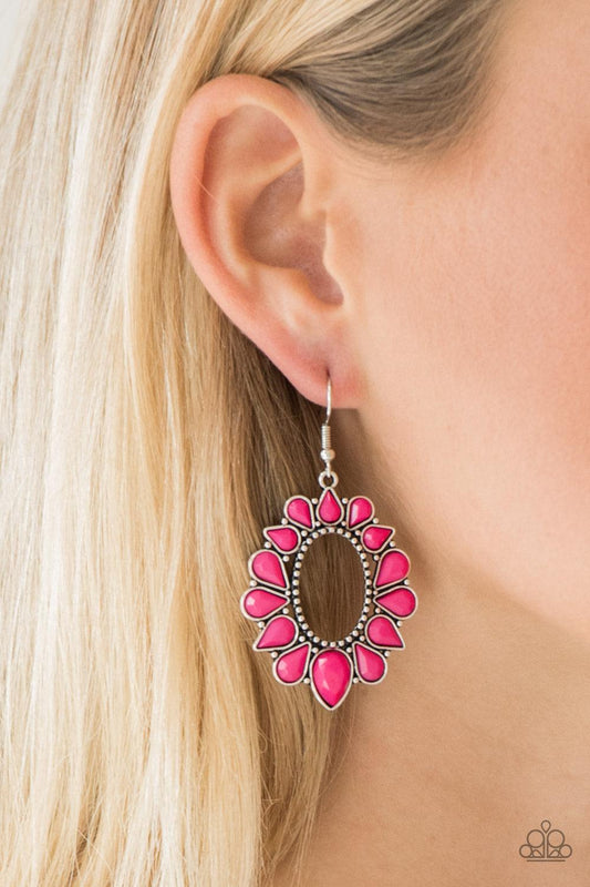 Paparrazzi Accessories-Fashionista Flavor - Pink Earrings
