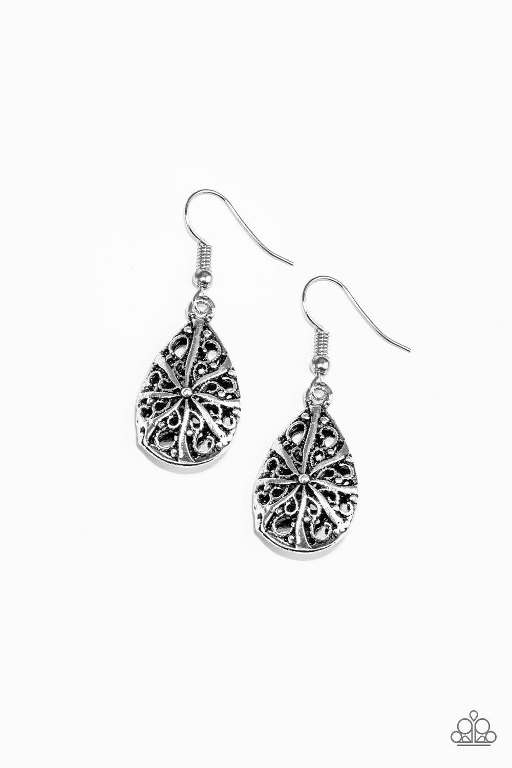 Paparazzi Accessories-Western Wisteria - Silver Earrings - jewelrybybretta