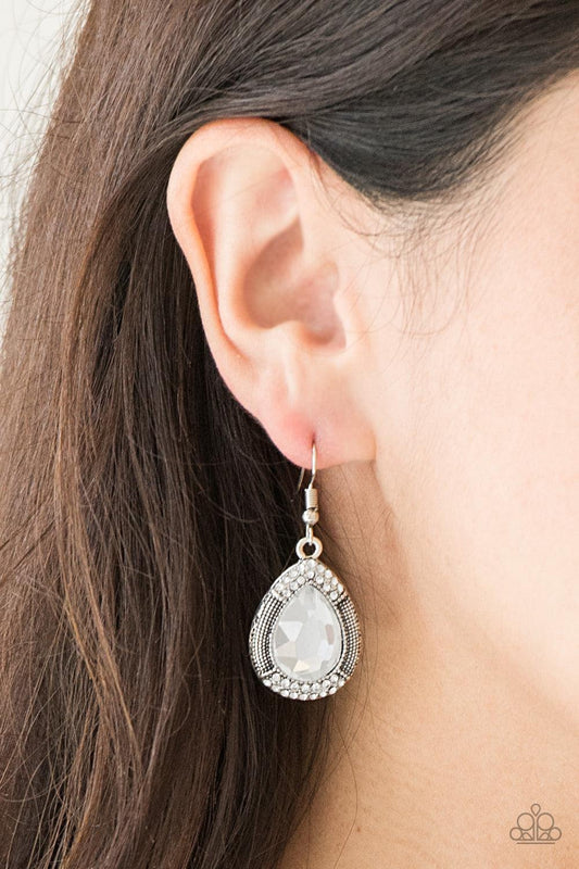  Paparazzi Accessories - Grandmaster Shimmer - White Earrings 