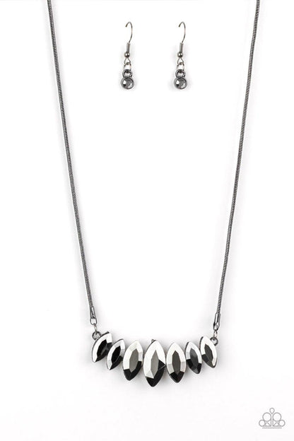 Paparazzi Accesssories-Leading Lady - Black Necklace - jewelrybybretta