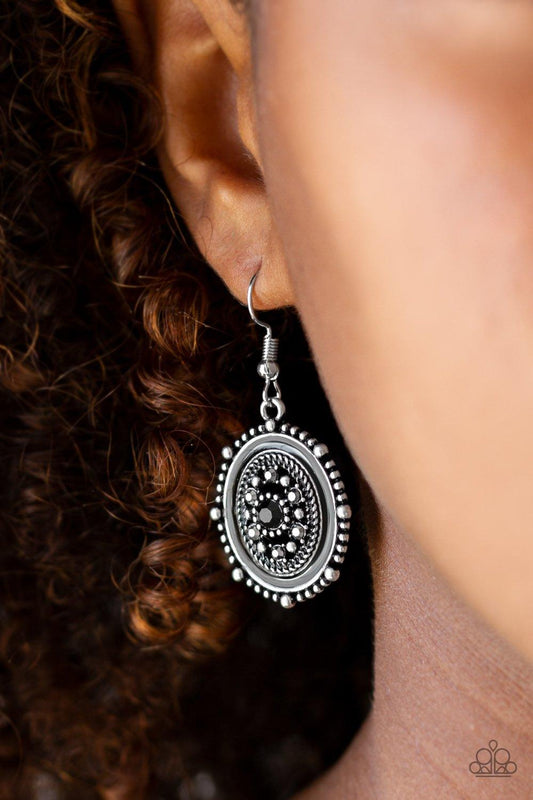 Paparazzi Accessories-Picture of WEALTH - Black Earrings