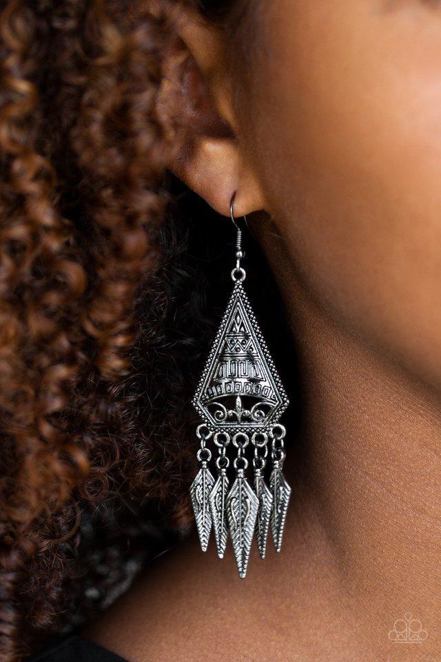 Paparazzi Accessories-Me Oh MAYAN - Black Earrings