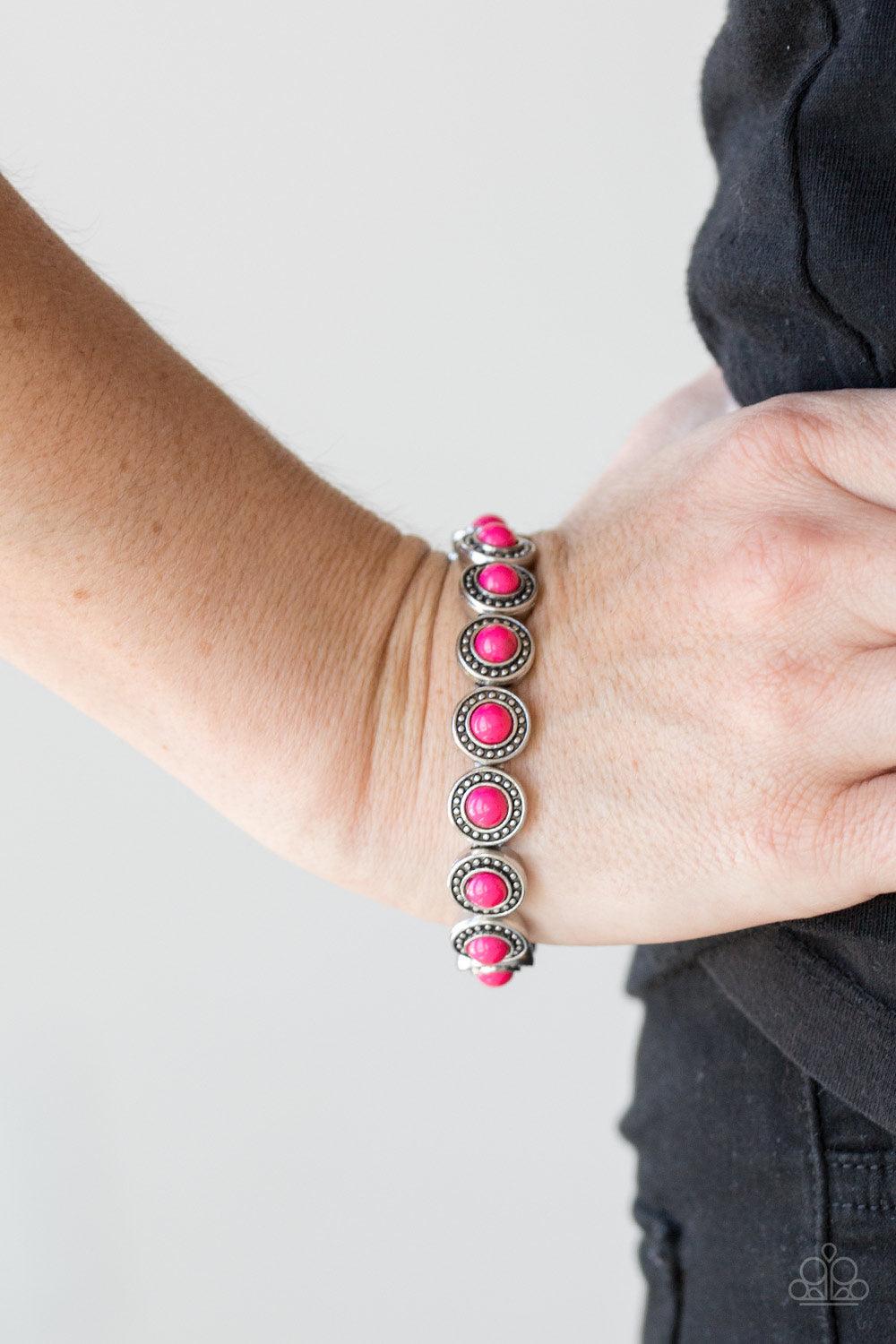 Molten Mogul Green Bracelet - Jewelry by Bretta