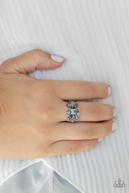 Paparazzi Sparkly State of Mind - Silver Ring