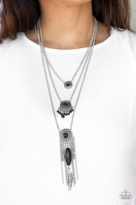 Paparazzi Accessories - Desert Daydream - Black Necklace 