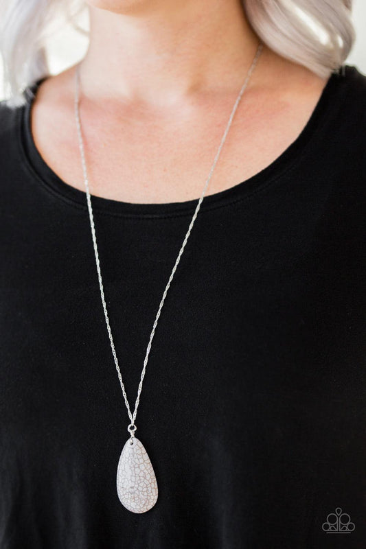 Paparazzi Accessories-Stone River - Silver Necklace - jewelrybybretta
