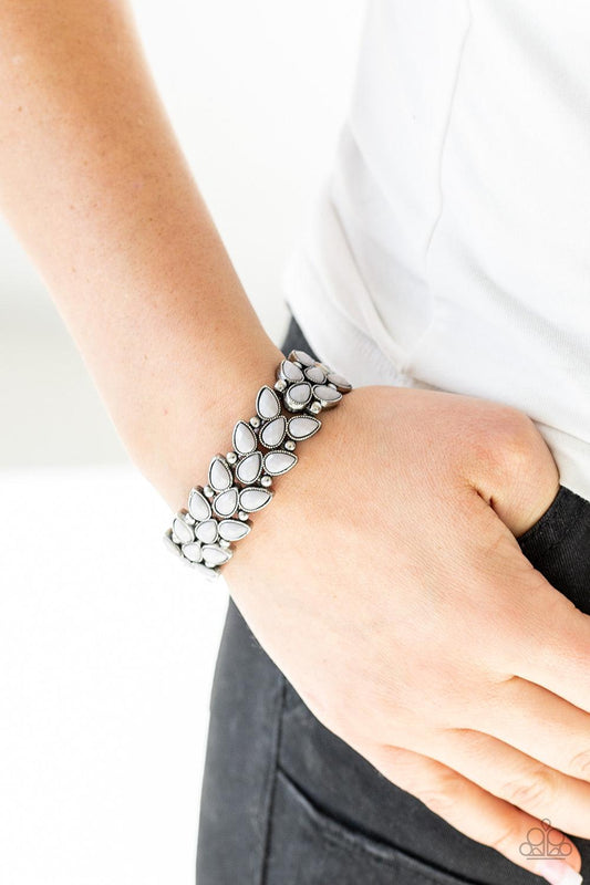 Paparazzi Accessories-Vintage Venture - Silver Bracelet