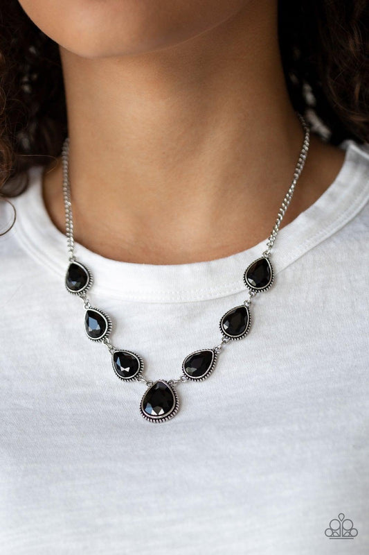 Paparazzi Accesssories-Socialite Social - Black Necklace