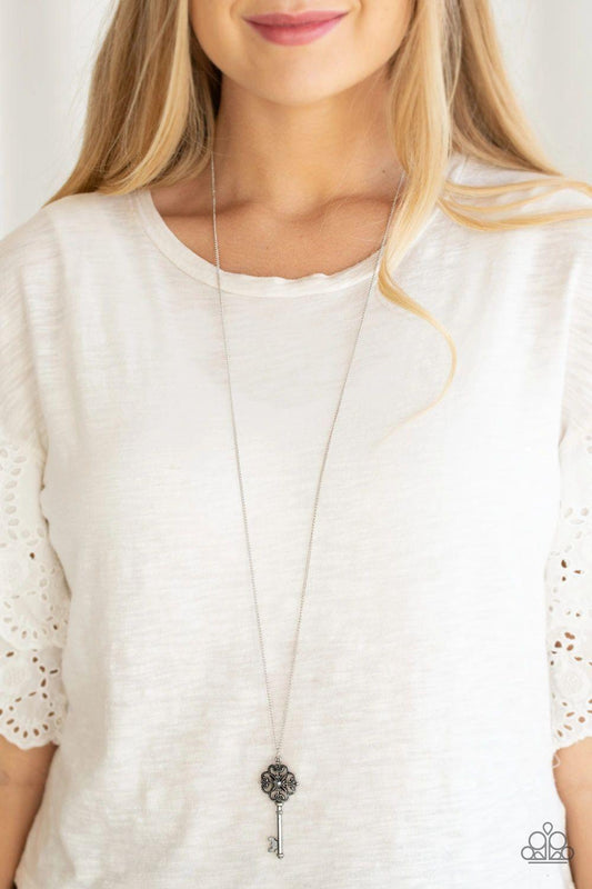 Paparazzi Accessories- Got It On Lock Silver Necklace