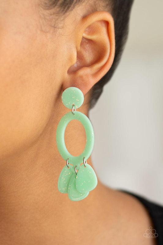 Paparazzi Accessories-Sparkling Shores - Green Earrings - jewelrybybretta